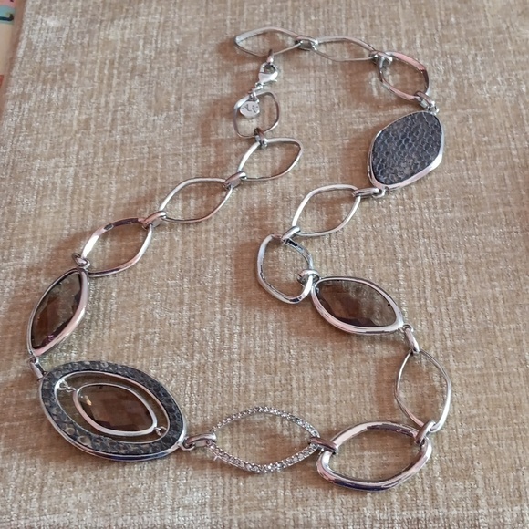 AK Silver Tone Large Chunky Link Necklace - Picture 3 of 9